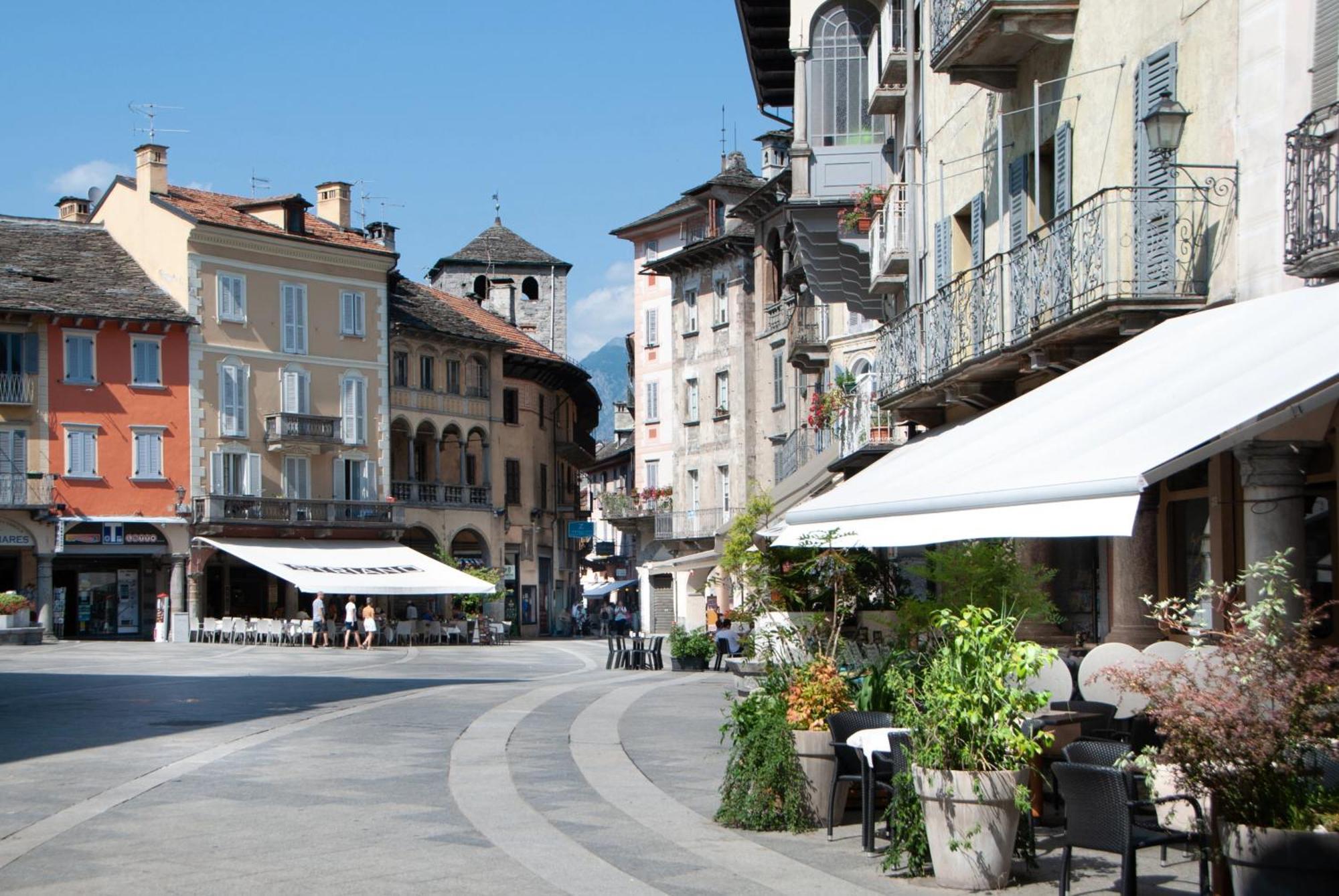 Casa Dell'Edera - Holiday Apartment In Domodossola Zewnętrze zdjęcie